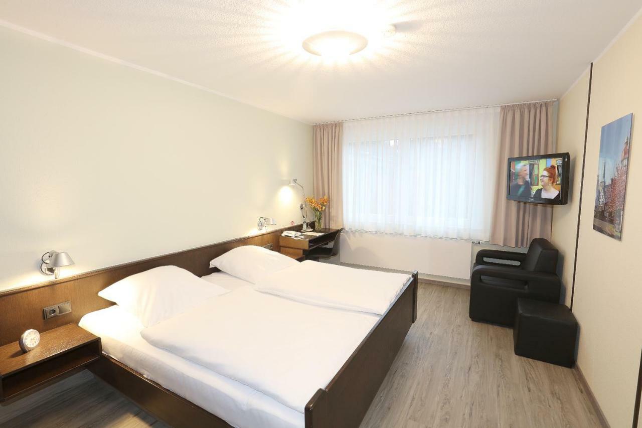Hotel Kroeger Ennigerloh Buitenkant foto